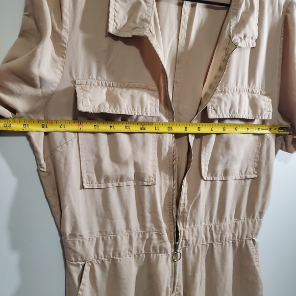 Sincerely Jules Tan Jumpsuit With Jogger Bottoms Size XL - Picture 6 of 12